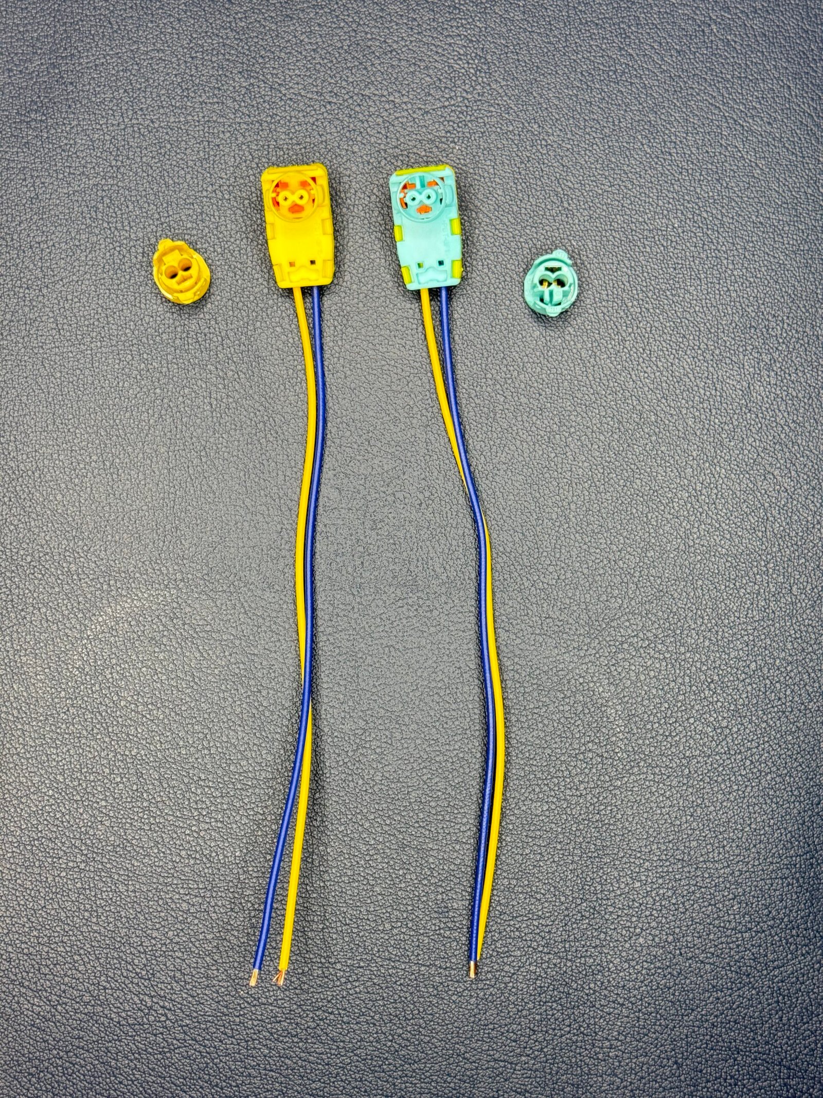 Driver Airbag Clock Spring Plugs And Connectors