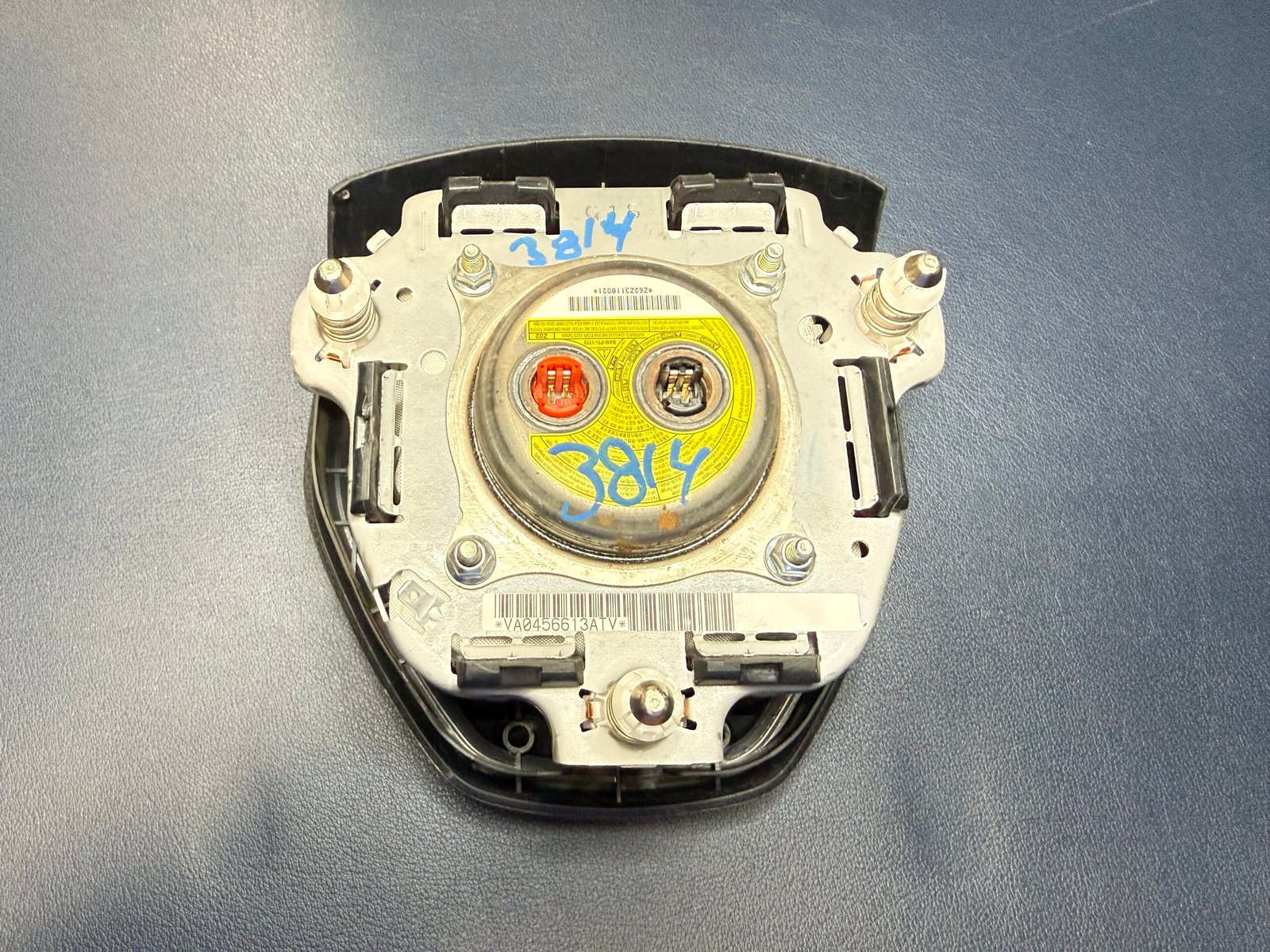 2014 - 2018 Toyota RAV-4 Steering Wheel Airbag